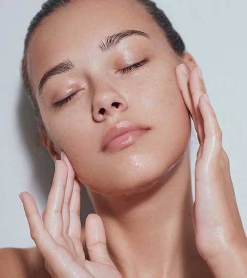 كيفية استخدام جل صبار الألوفيرا على الوجه